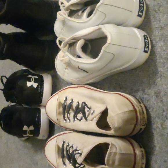 ***SOLD OUT!!*** $8, $10 & $15 SHOE SALE!! You choose... - Picture 4 of 8